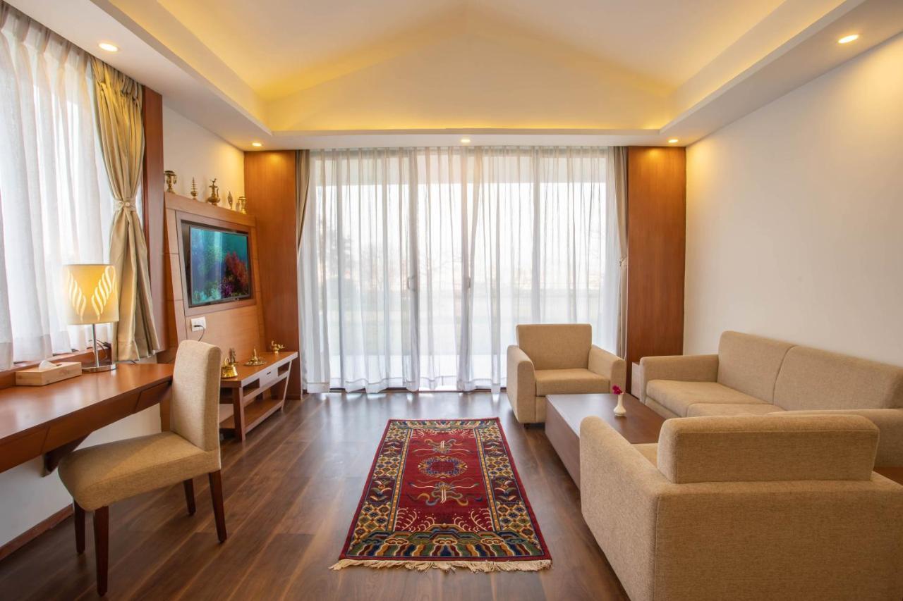 Mountain Glory Forest Resort Ποκάρα Εξωτερικό φωτογραφία